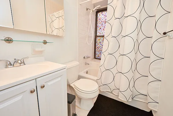 Rented by Genik Group Corp | media 2