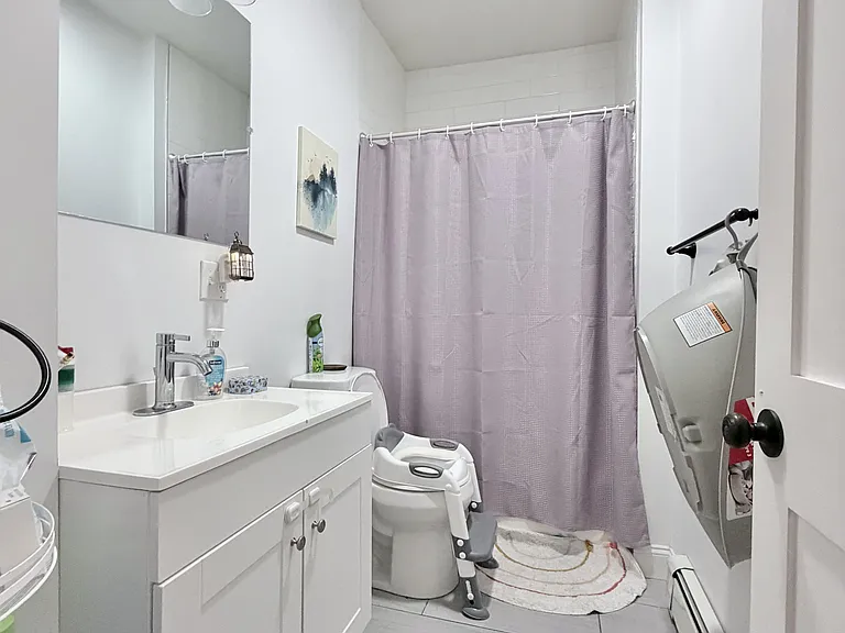38 Woodford St #3 — Photo 15
