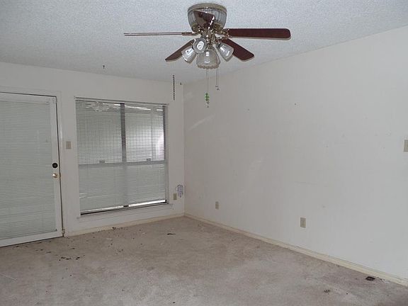 2nd image of 4716 La Paz Dr