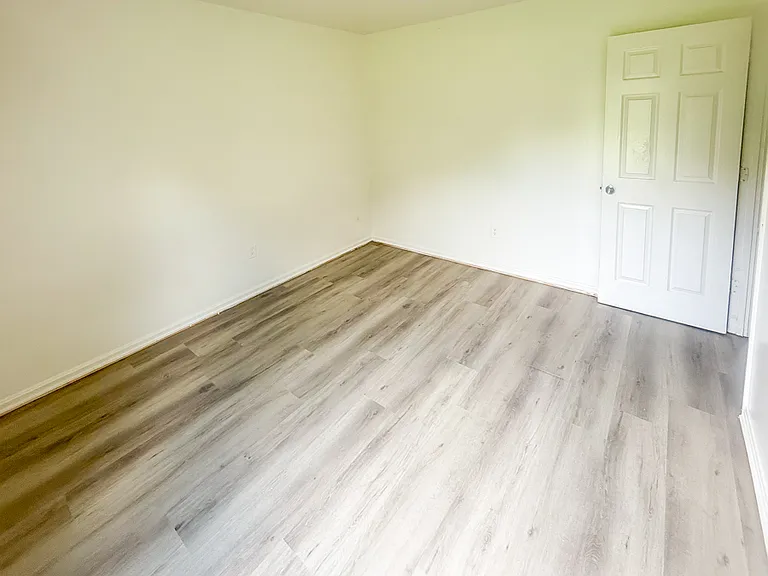 520 Lancaster Creek Dr — Photo 18