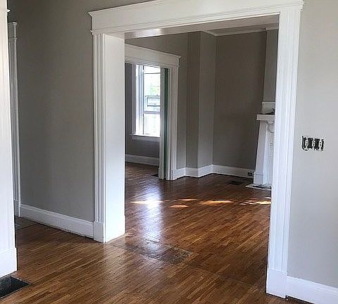 Entry to Living Room