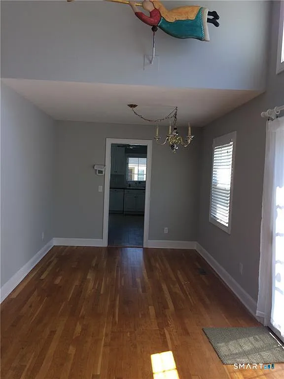 1 bed, 1.5 bath, 1285 sqft, $5,300 — Photo 3