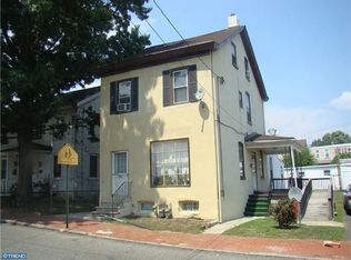 34 8th St, Upland, PA 19015