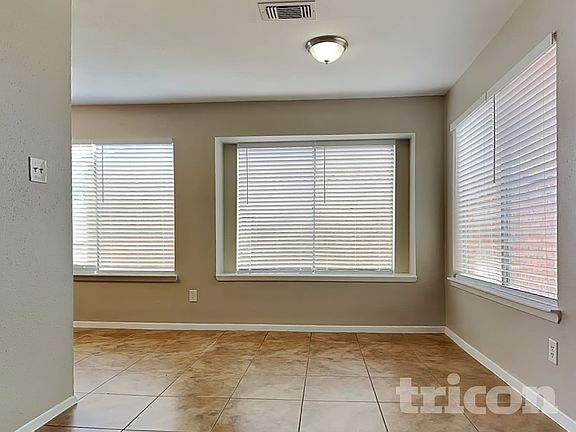3rd image of 13175 Pebblewalk Cir