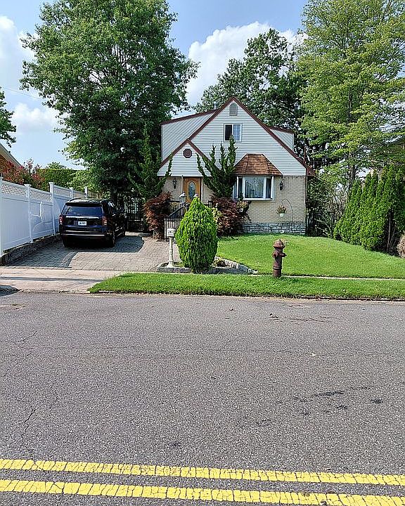 1st image of 125 Shirley Ave