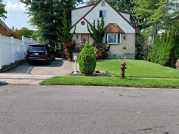 125 Shirley Ave, Staten Island, NY 10312