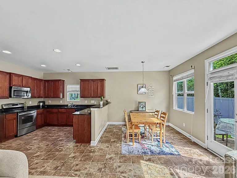 17204 Caldwell Track Dr — Photo 5