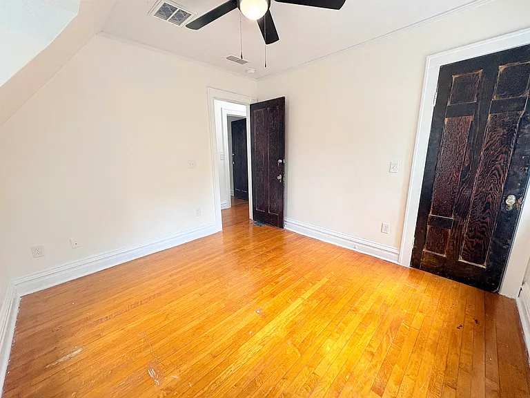 212 Barbourville Dr — Photo 36