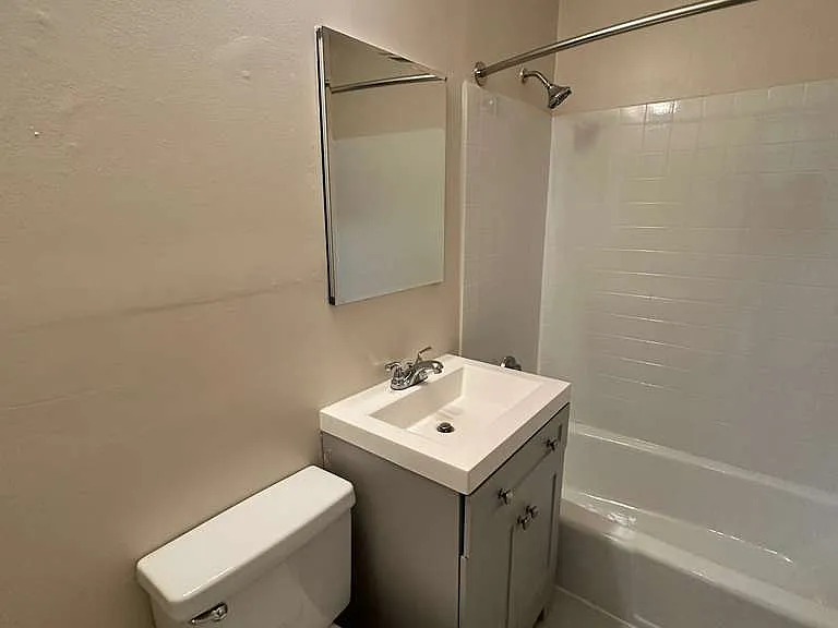 A111 Union St #159-E2 — Photo 6