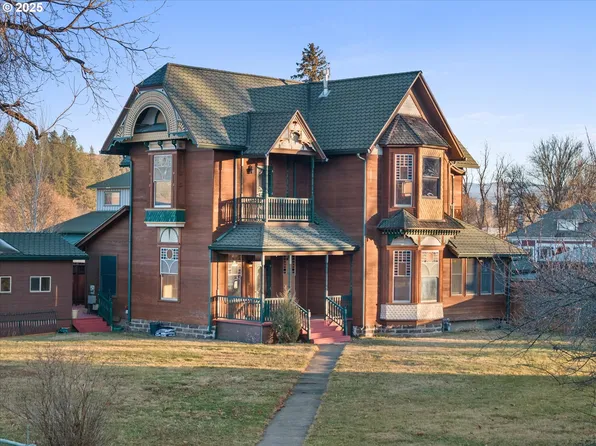 155 N 6th Ave, Elgin, OR 97827