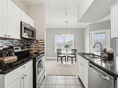 11606 Tomahawk Creek Pkwy APT F, Leawood, KS, 66211