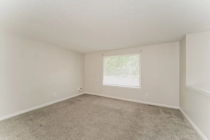 8114 Bald Ridge Dr — Photo 7