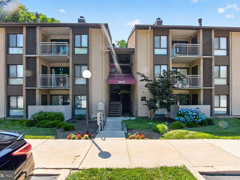 5915 Tamar Dr #11 — Photo 1