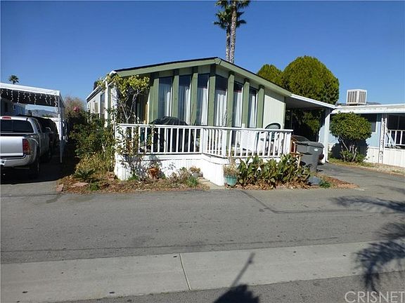 2nd image of 10965 Glenoaks Blvd Spc 09
