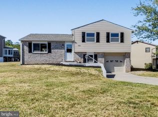 1698 Douglas Dr, Carlisle, PA 17013