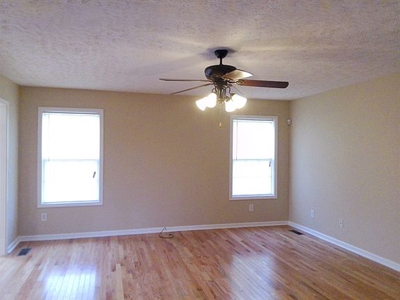 2nd image of 3610 Kathleen Ct