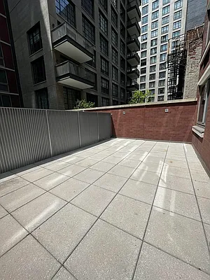 Rented by The Dermot Realty Management Company | media 37