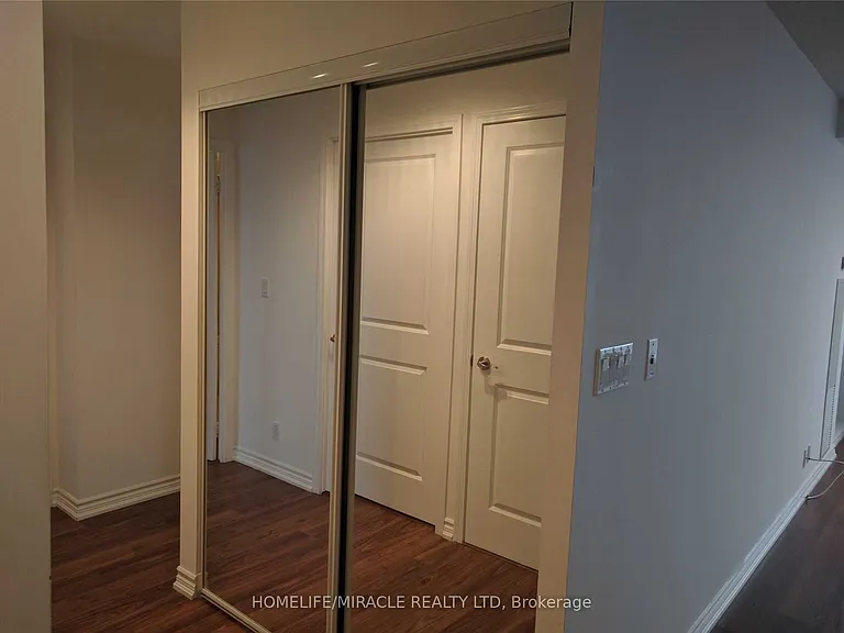 18 Harding Blvd #1216 — Photo 7