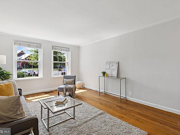 3rd image of 3373 S Stafford St APT A2