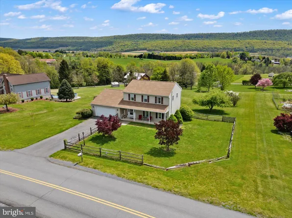 22 Scott Dr, Halifax, PA 17032