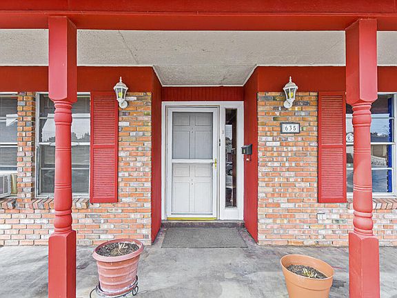 3rd image of 635 De Leon Dr