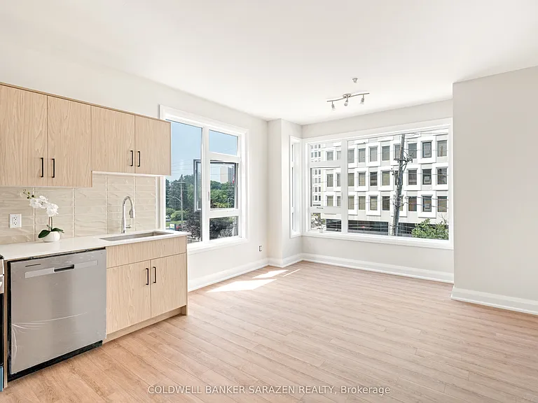 10 McArthur Ave #301 — Photo 5