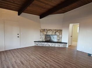 952 NW Hurbert St, Newport, OR 97365