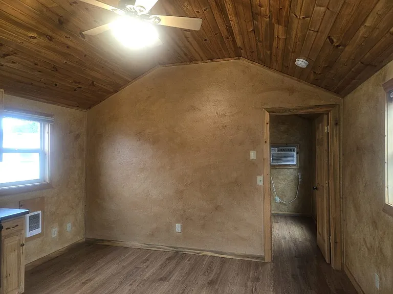 111 E Cottonwood Dr #6 — Photo 3