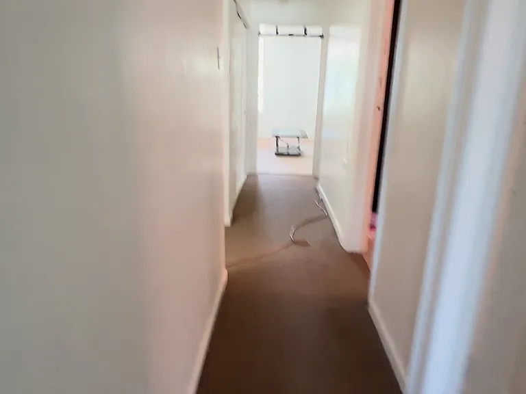 Matilda Ave — Photo 9