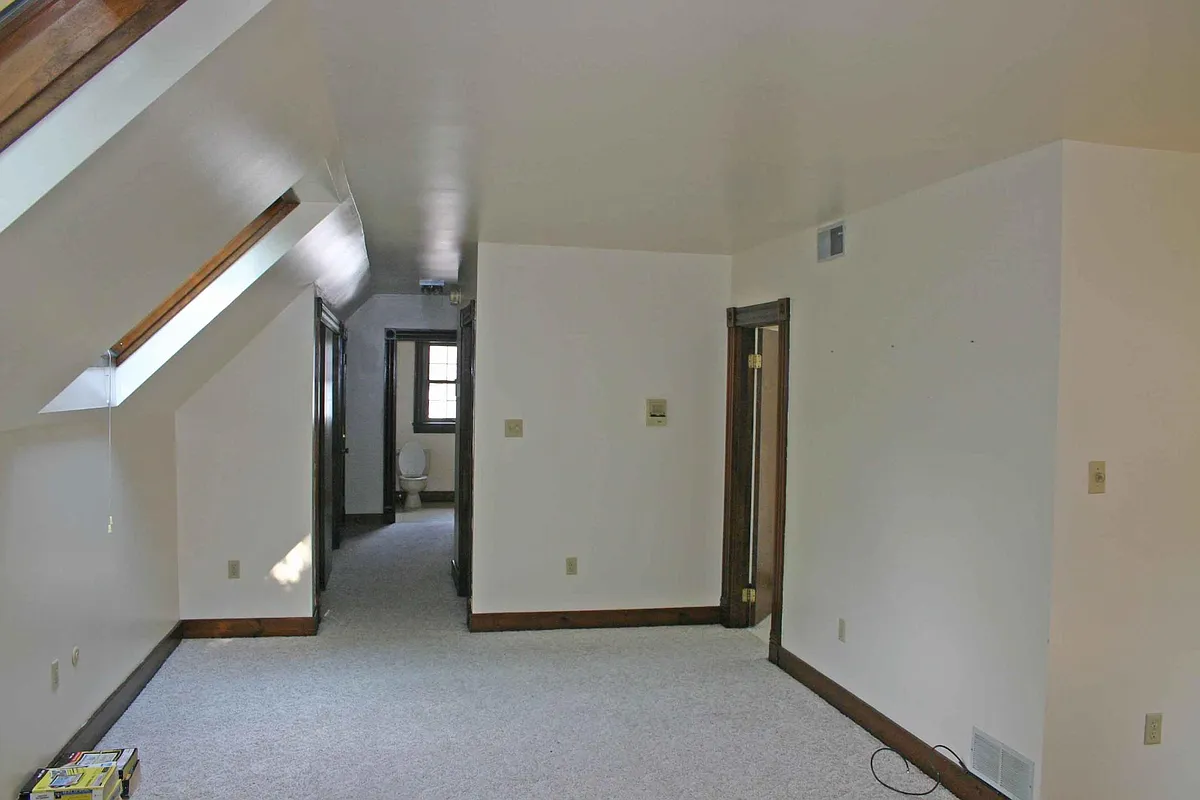 Building Photo - 5628 Forbes Ave #7