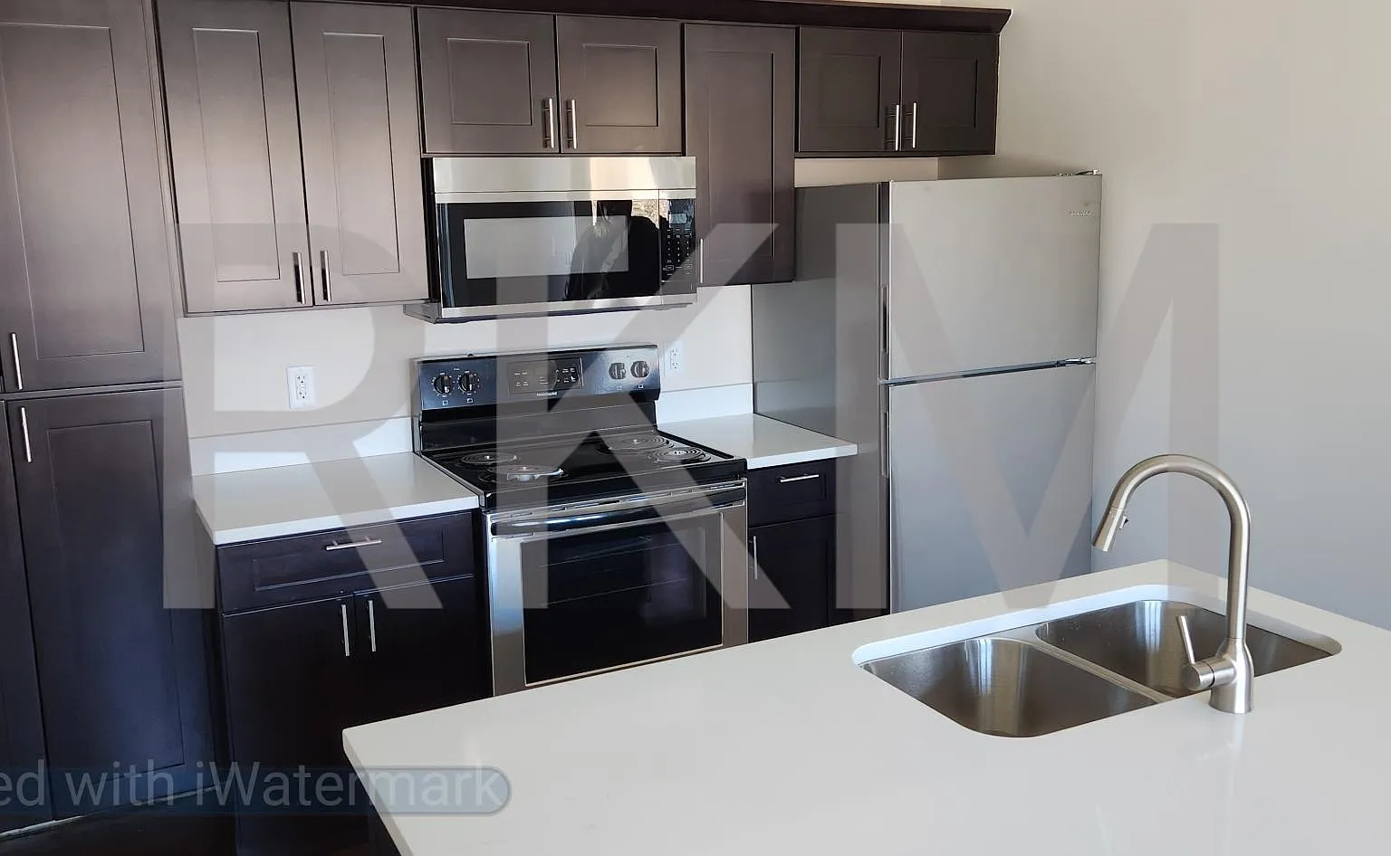 2 bed, 900 sqft, $1,475 — Photo 3