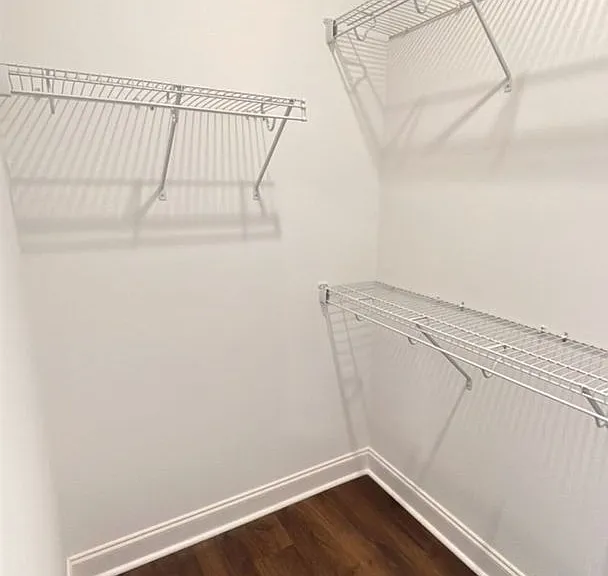 507 Meadow Crest Cir — Photo 12