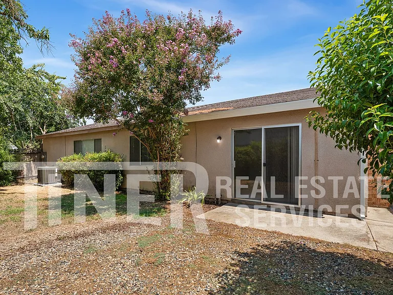 3000 Nikol St — Photo 23