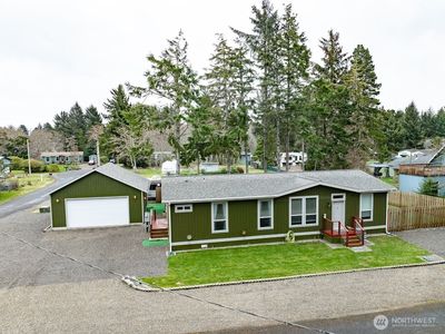 32112 N Place, Ocean Park, WA, 98640