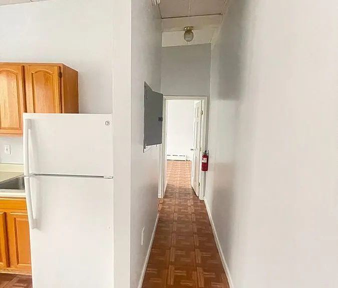 1900 Pine St #2R — Photo 12