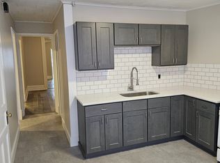 326 4th St #2, Troy, NY 12180