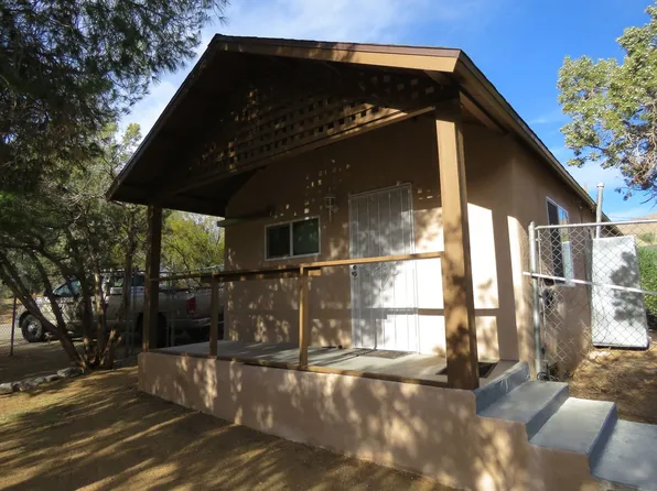 11639 Rosewood Ave, Morongo Valley, CA 92256