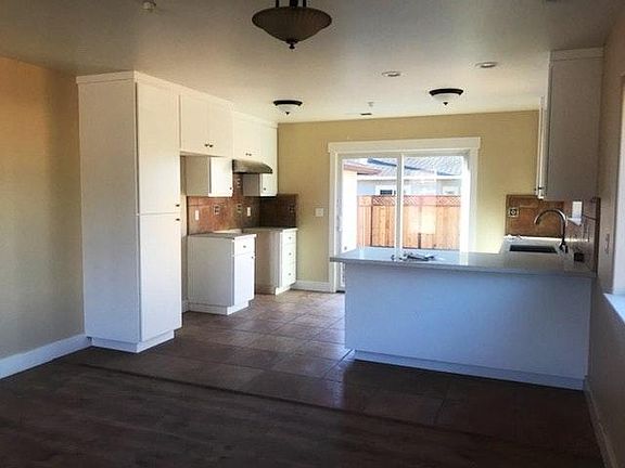 2nd image of 325 Carey Ave