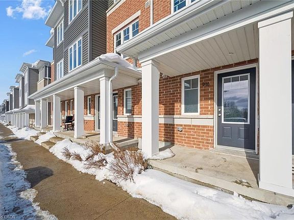 3rd image of 24 Morrison Rd #D10