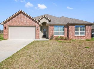 16159 Blue Bayou St, Ponchatoula, LA 70454