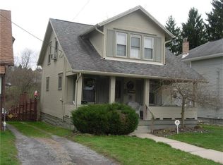 517 Smiley St, Ellwood City, PA 16117
