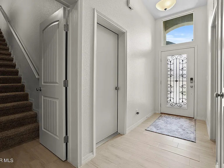 13920 Loreina Luz Ave — Photo 14