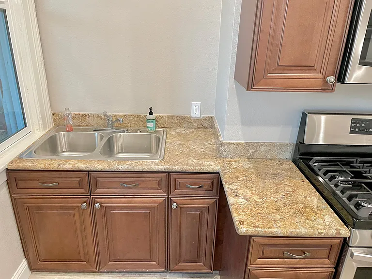 2554 Bryant St #2554 — Photo 39