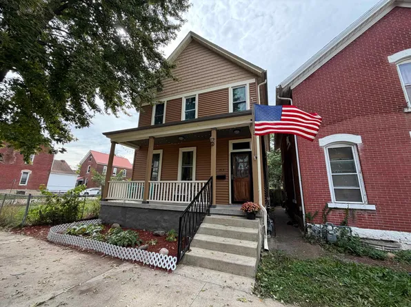 1513 Washington St, Dubuque, IA 52001