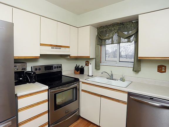 3rd image of 7281 W Wabash Ave #7281