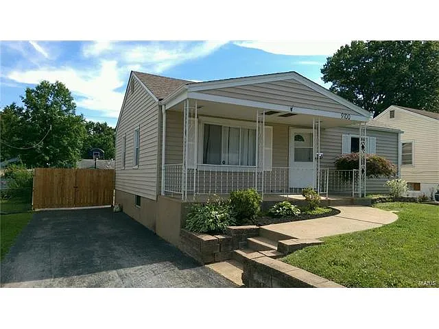 9700 Echo Ln photo 1