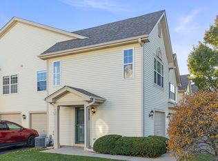 2513 Dickens Dr UNIT 2513, Aurora, IL 60503