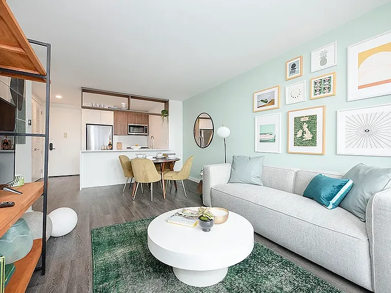 520 W 43rd St #11J — Photo 4