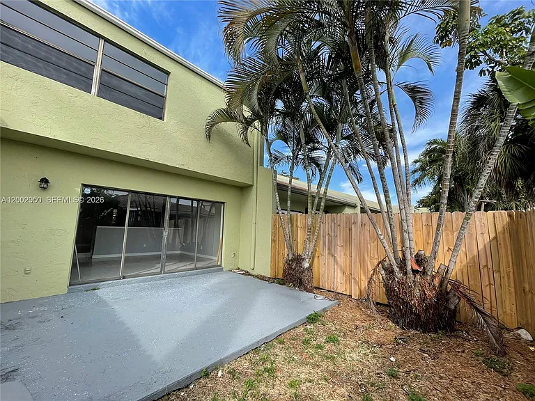 20511 NW 15th Ave #4 — Photo 14