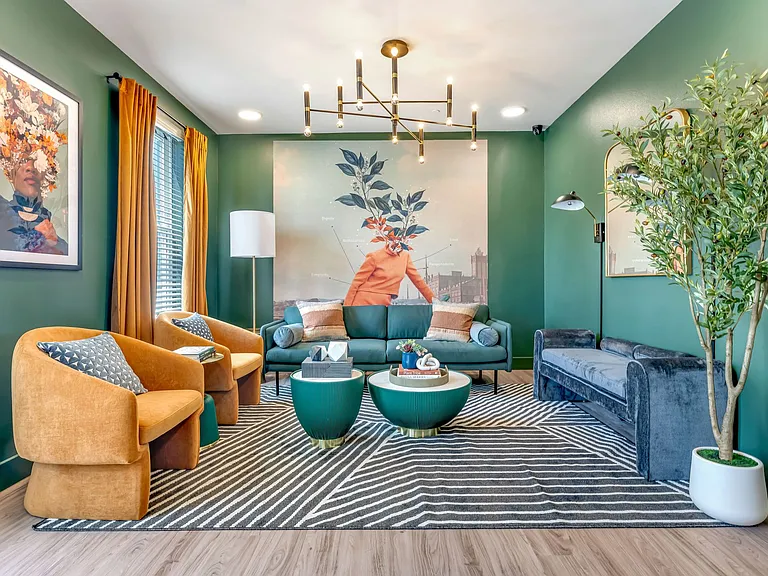 East 9th Apartments — Photo 15